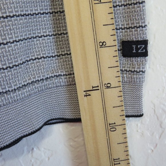 IZOD* Men's Short Sleeve Straight Hem 3 Button Down Golf Polo Shirt~ Size Large - Picture 8 of 10